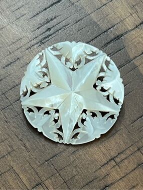 Vintage Bethlehem Mother Of Pearl Star Marked Bethlehem C Clasp 1.5 Inch